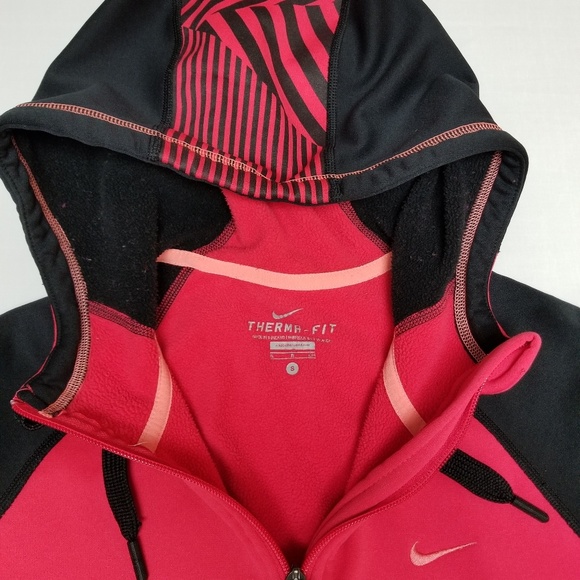 Nike zip up. - Picture 2 of 3